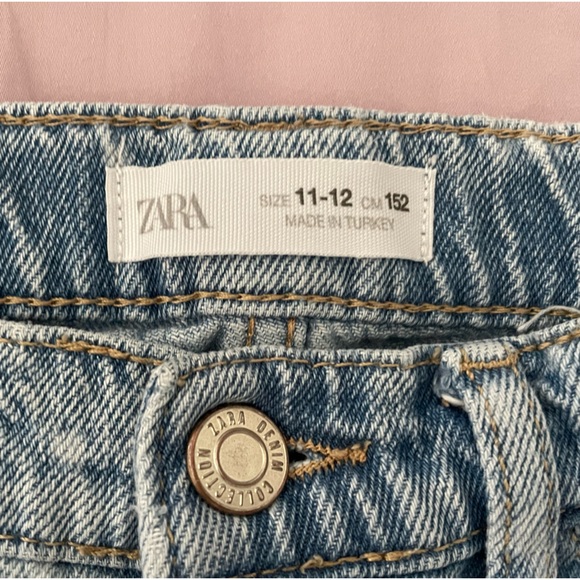 Aesthetic Jeans with pattern - Picture 3 of 3